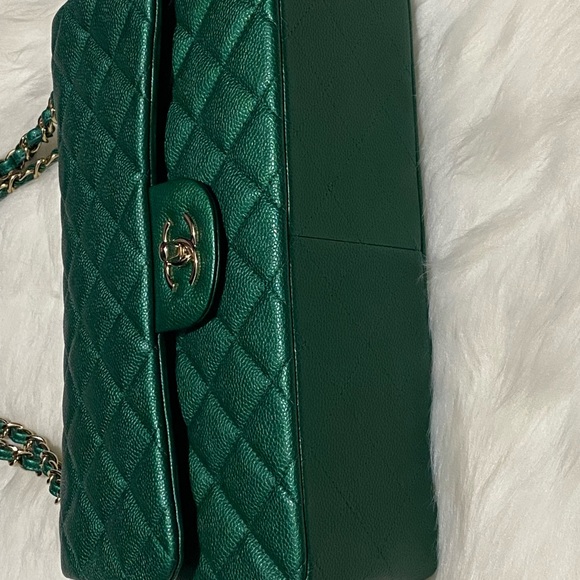 Chanel | 18s Iridescent Emerald Green Jumbo DF - Picture 8 of 9